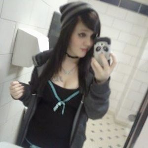 Meet your Posher, Harley